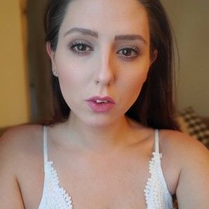 Meet your Posher, Mina